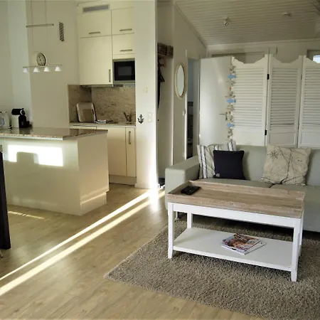 Apartment Strandperle 3 *